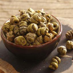 生龙活虎吃瓜,畅享夏日欢乐时光